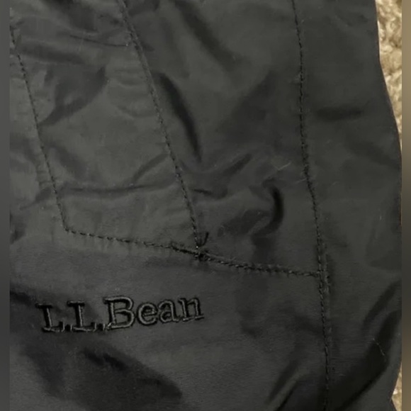 L.L.Bean | Women’s Classic Black Insulated Snowboard/Ski Pants, Size Large - Picture 8 of 14